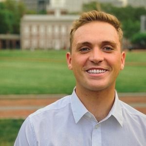 Meet your Posher, Casey